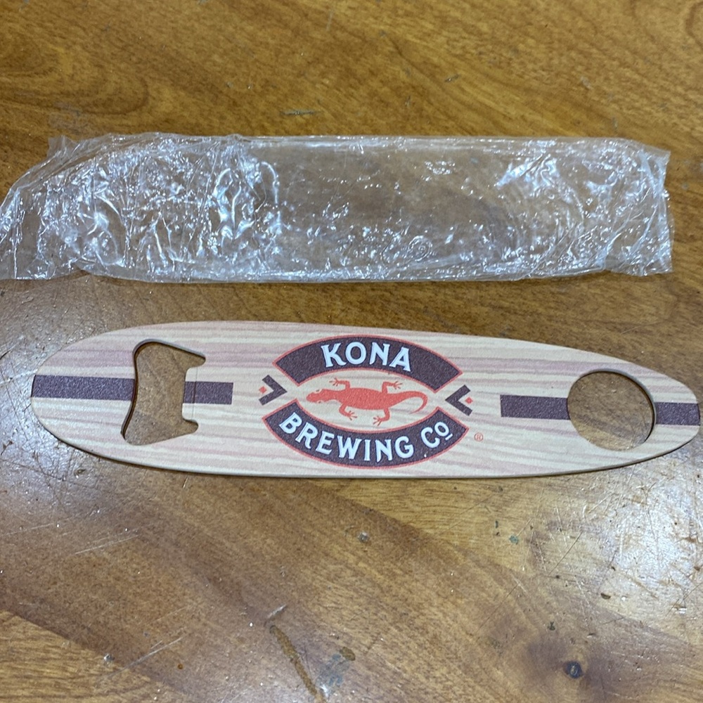 NWOT.  Kona Brewery, metal bottle opener.